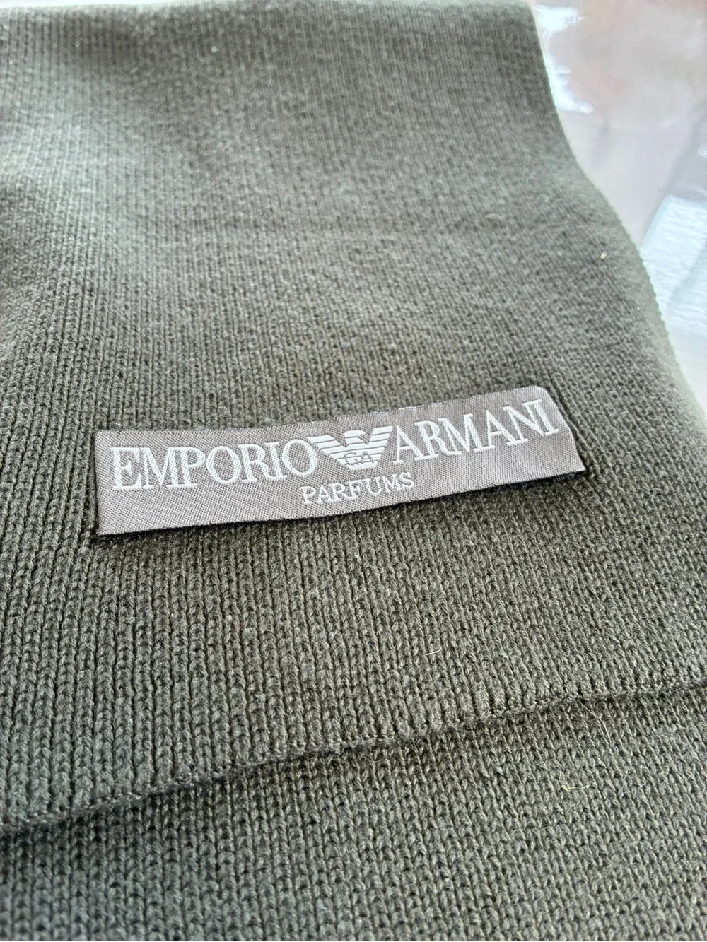 Emporio Armani Parfums Logo Knit Scarf Charcoal Gray Unisex 54in Designer